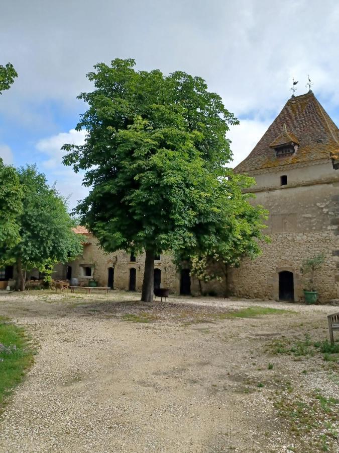 Bed and Breakfast Domaine L'Esprit D'Antan Villeneuve-sur-Lot Exterior foto
